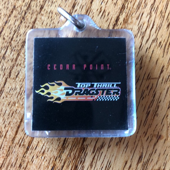 Cedar Point- Top Thrill Dragster Key Chain - Picture 1 of 9
